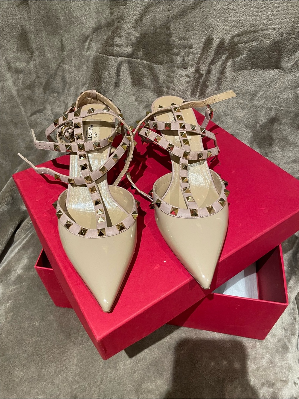 Valentino Nude Patent Leather Rockstud Pointed-Toe Heels